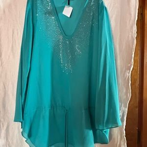 Beautiful silky top size XL